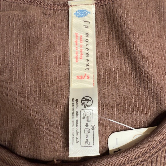 NWT Free People Movement Bail Out Long Sleeve Layer Crop Top in Cocoa XS Small - Picture 8 of 8